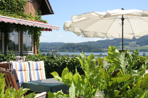 Terrasse mit Seeblick